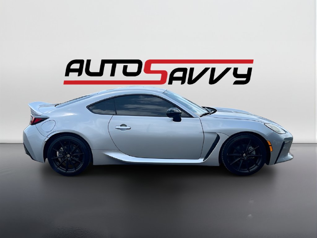 2025 Toyota GR86 photo 8 of 30