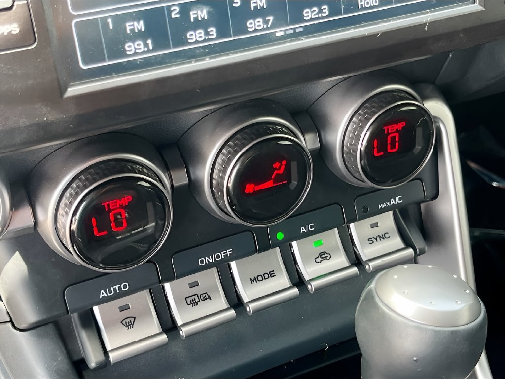 2025 Toyota GR86 photo 15 of 30