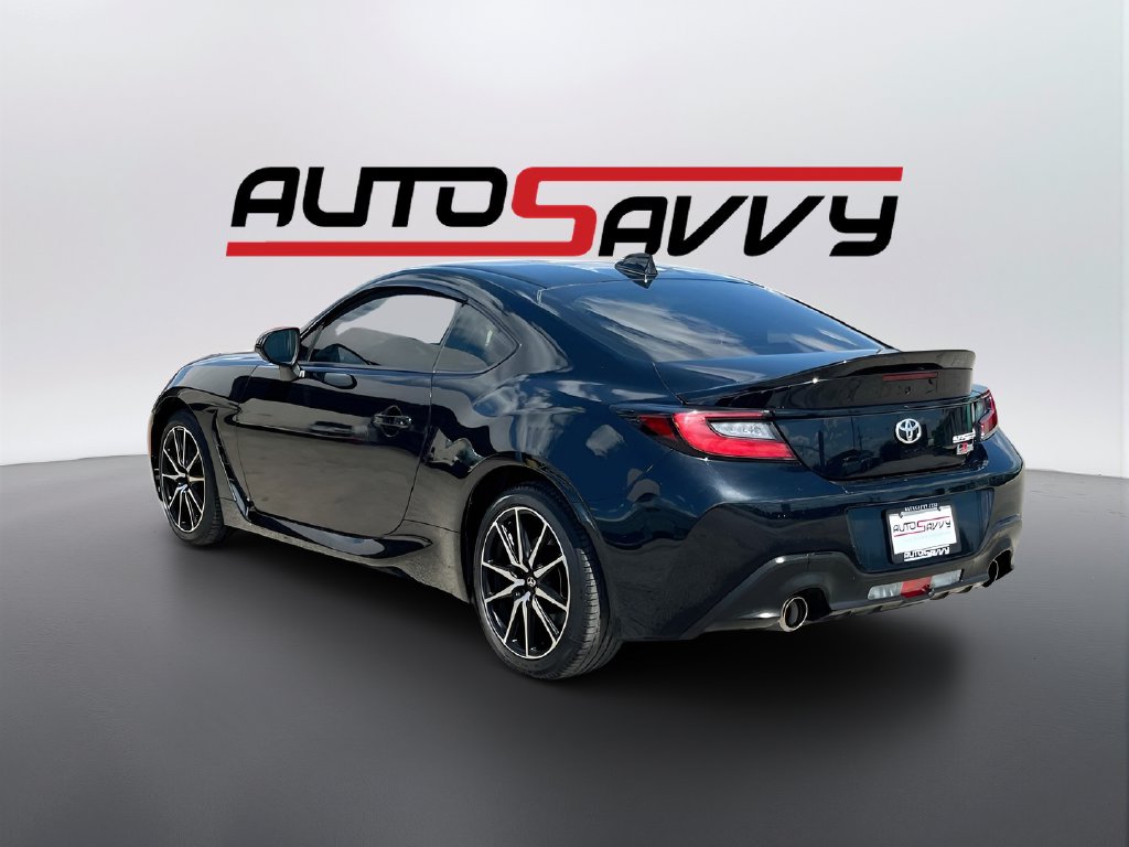 2023 Toyota GR86 photo 5 of 31