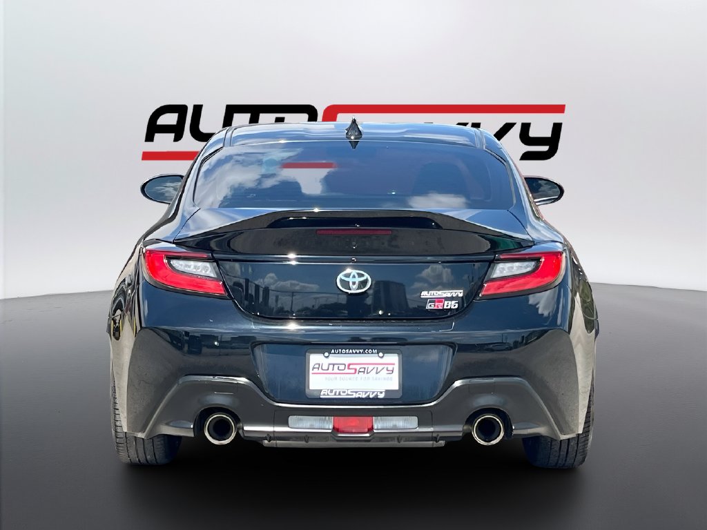 2023 Toyota GR86 photo 6 of 31