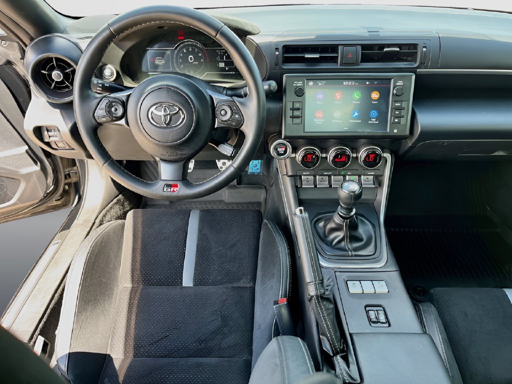 2023 Toyota GR86 photo 21 of 31
