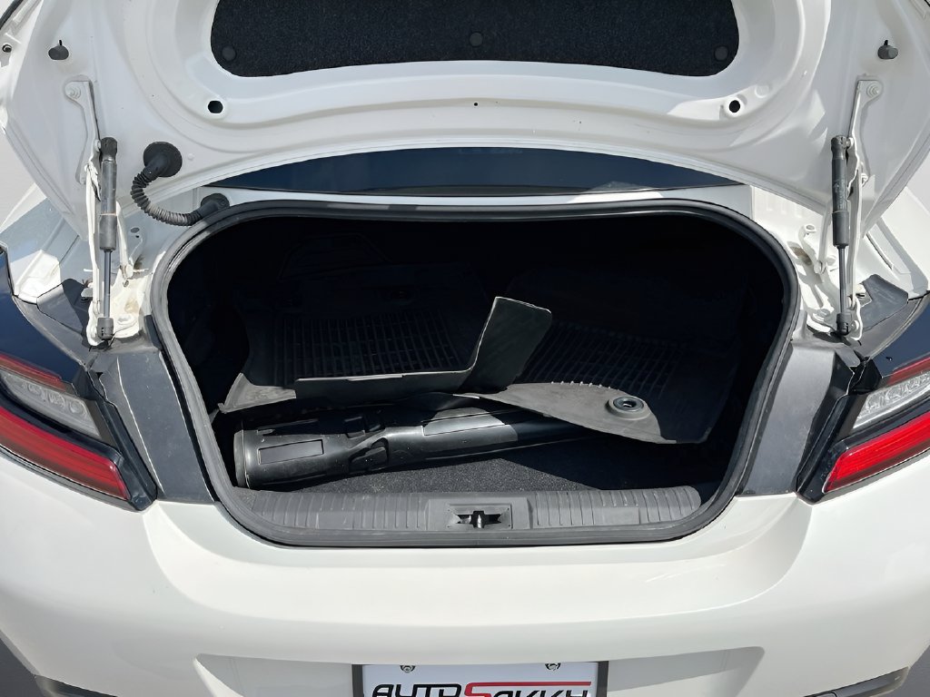 2024 Toyota GR86 photo 24 of 30