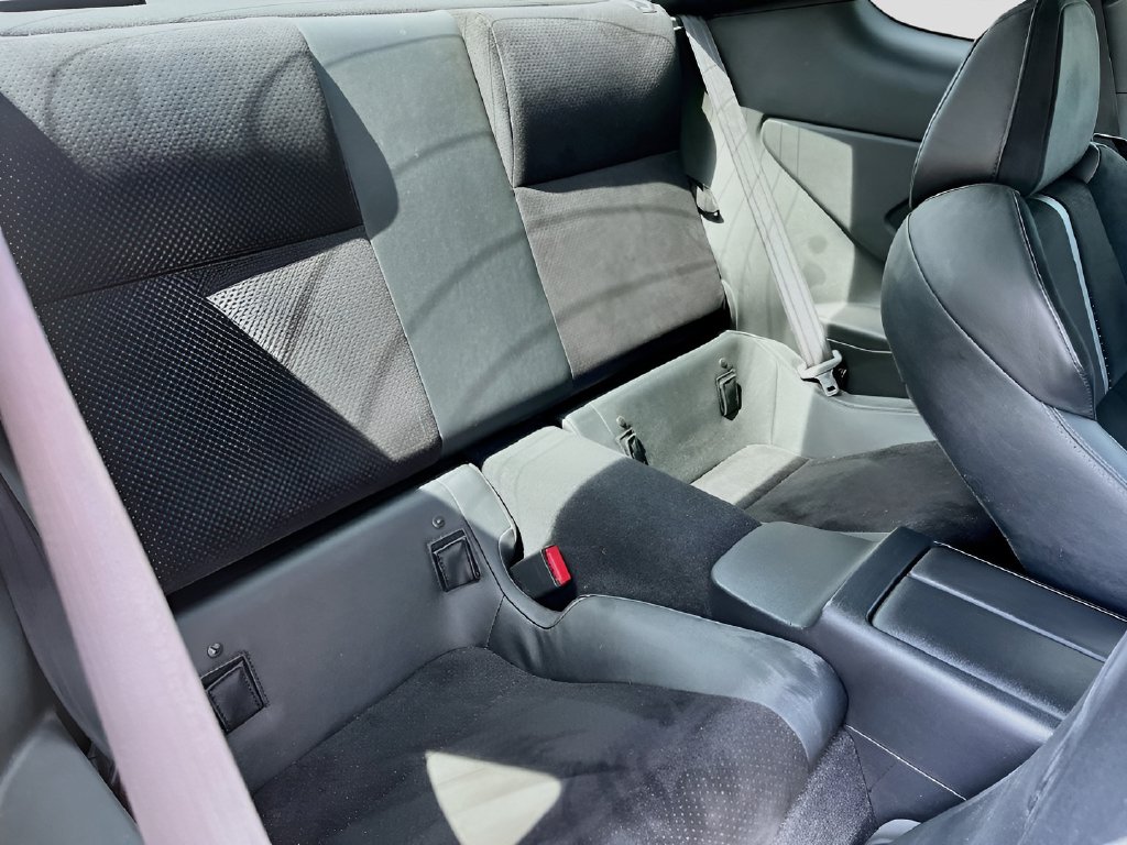 2024 Toyota GR86 photo 25 of 30