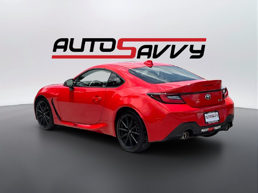 2025 Toyota GR86 photo 5 of 31