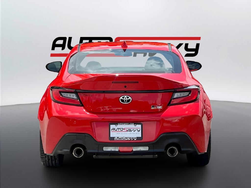 2025 Toyota GR86 photo 6 of 31
