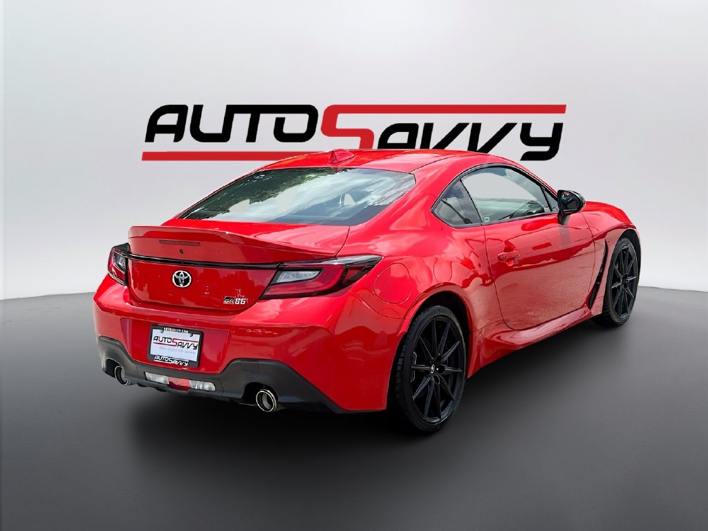 2025 Toyota GR86 photo 7 of 31