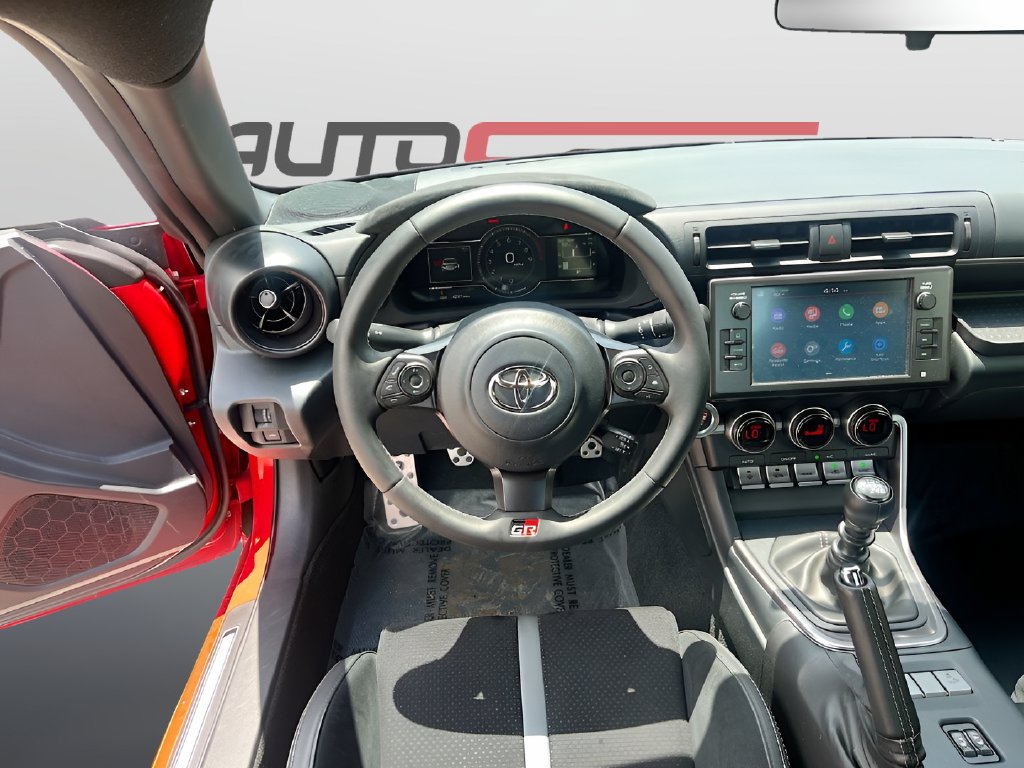 2025 Toyota GR86 photo 21 of 31