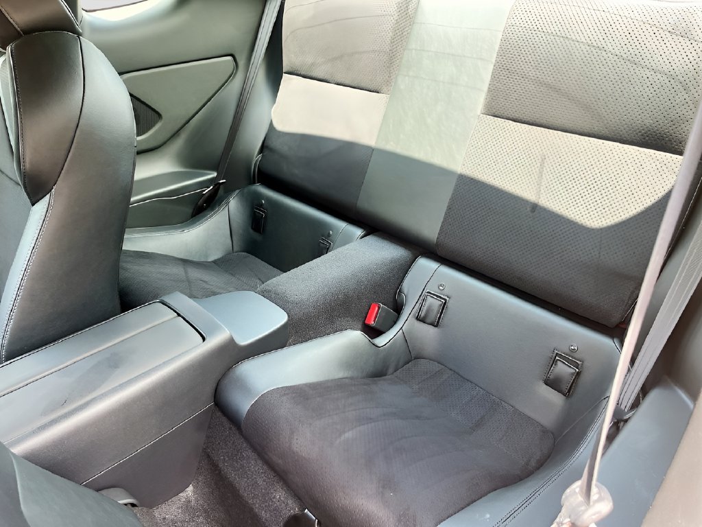 2025 Toyota GR86 photo 23 of 31