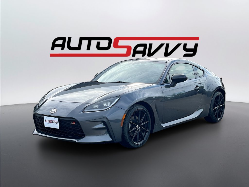2024 Toyota GR86 photo 3 of 30