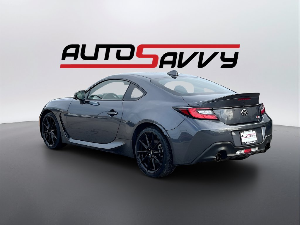 2024 Toyota GR86 photo 5 of 30
