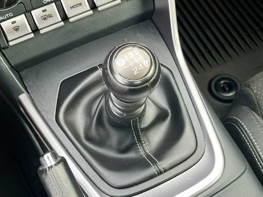 2024 Toyota GR86 photo 16 of 30