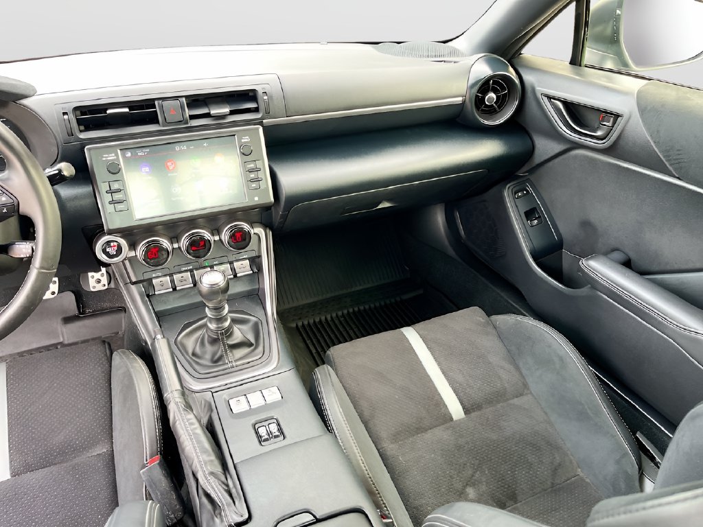 2024 Toyota GR86 photo 22 of 30