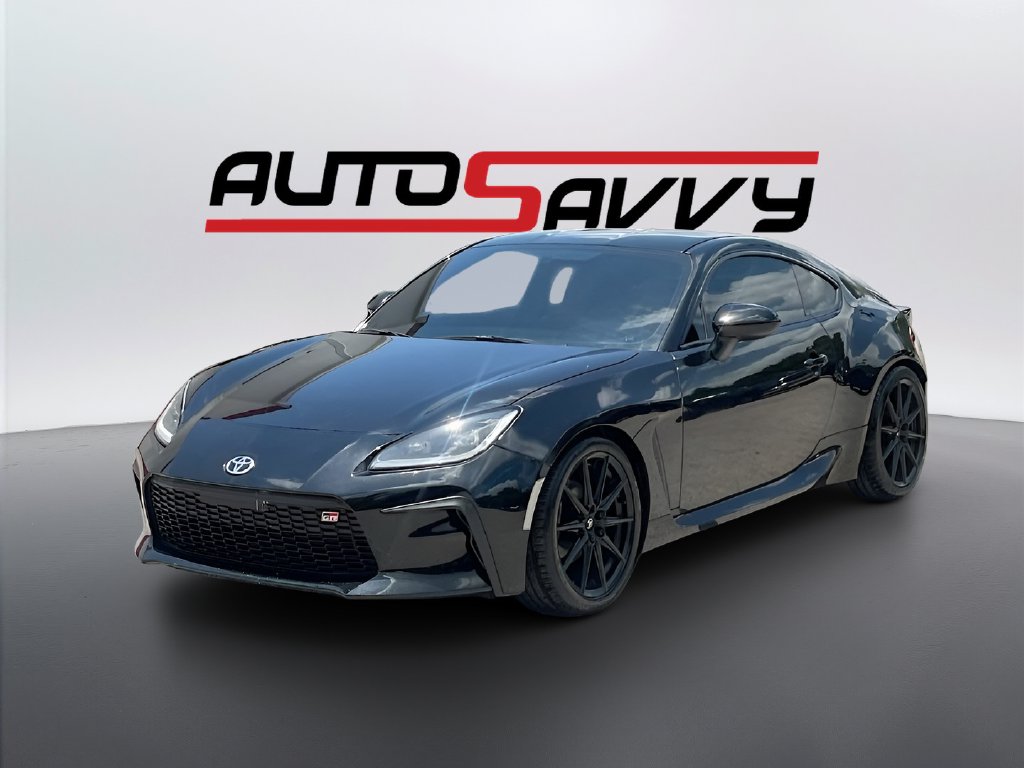 2023 Toyota GR86 photo 3 of 30