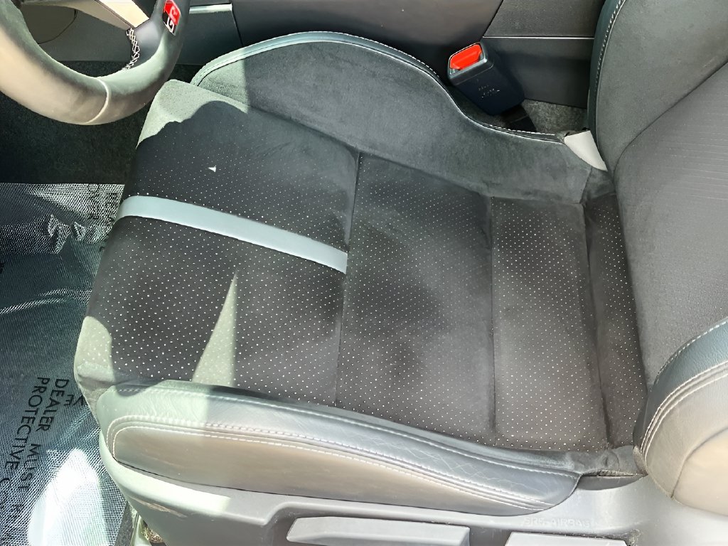 2023 Toyota GR86 photo 18 of 30