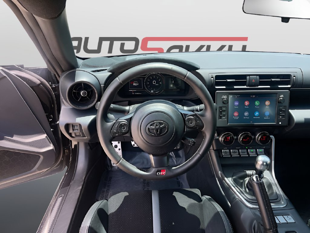 2023 Toyota GR86 photo 21 of 30
