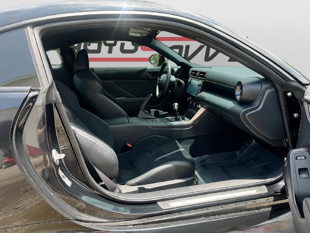 2023 Toyota GR86 photo 26 of 30