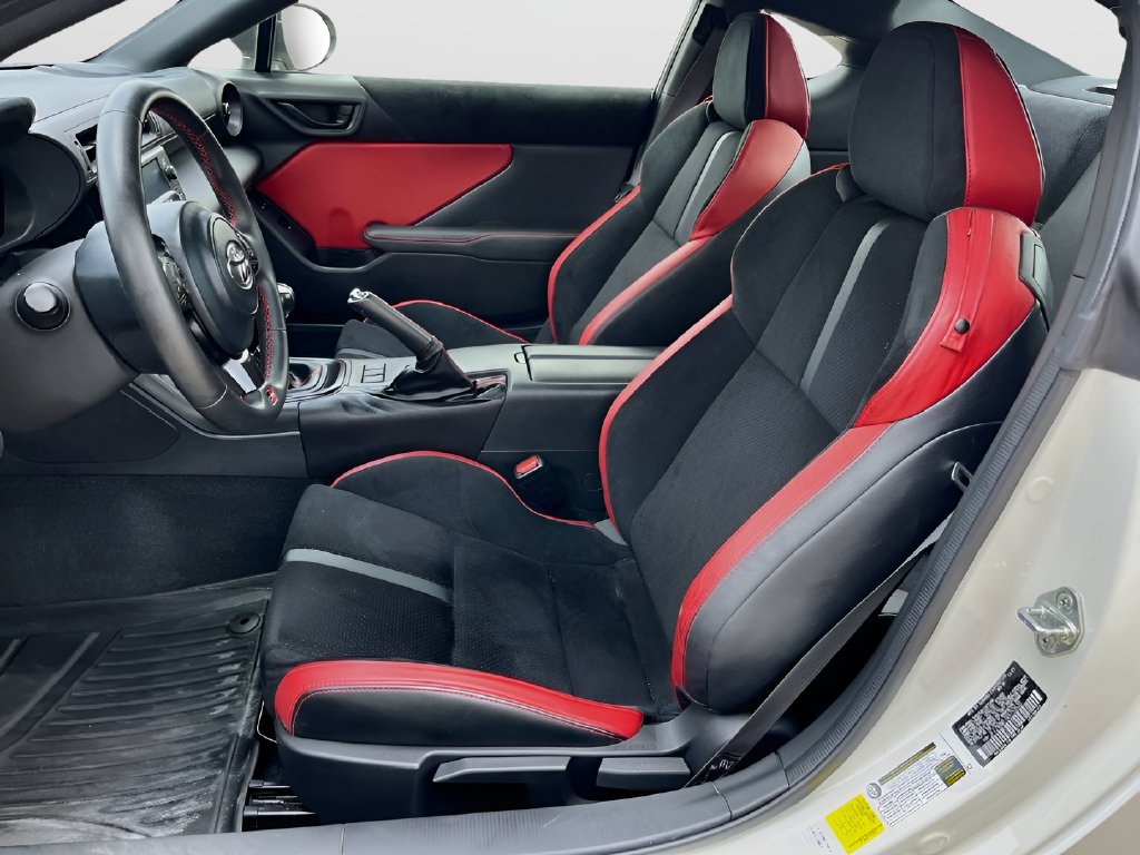 2024 Toyota GR86 photo 20 of 31