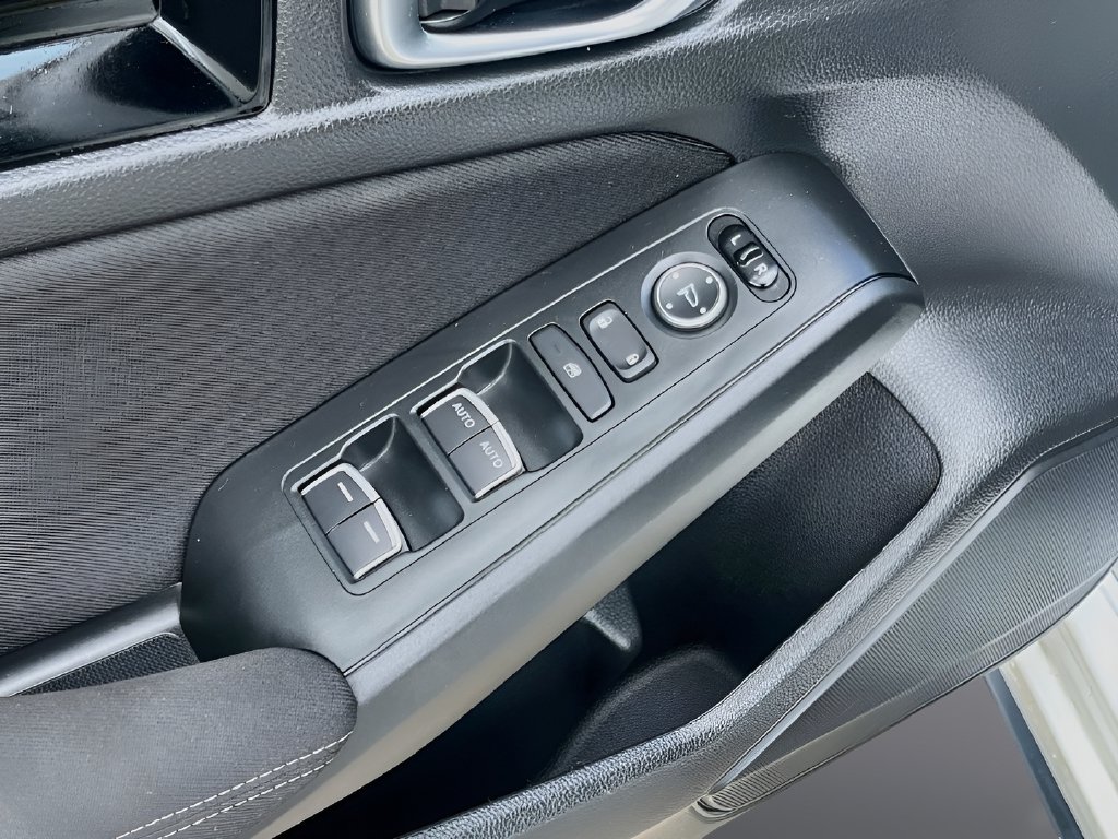 2025 Honda Civic Hybrid photo 17 of 32