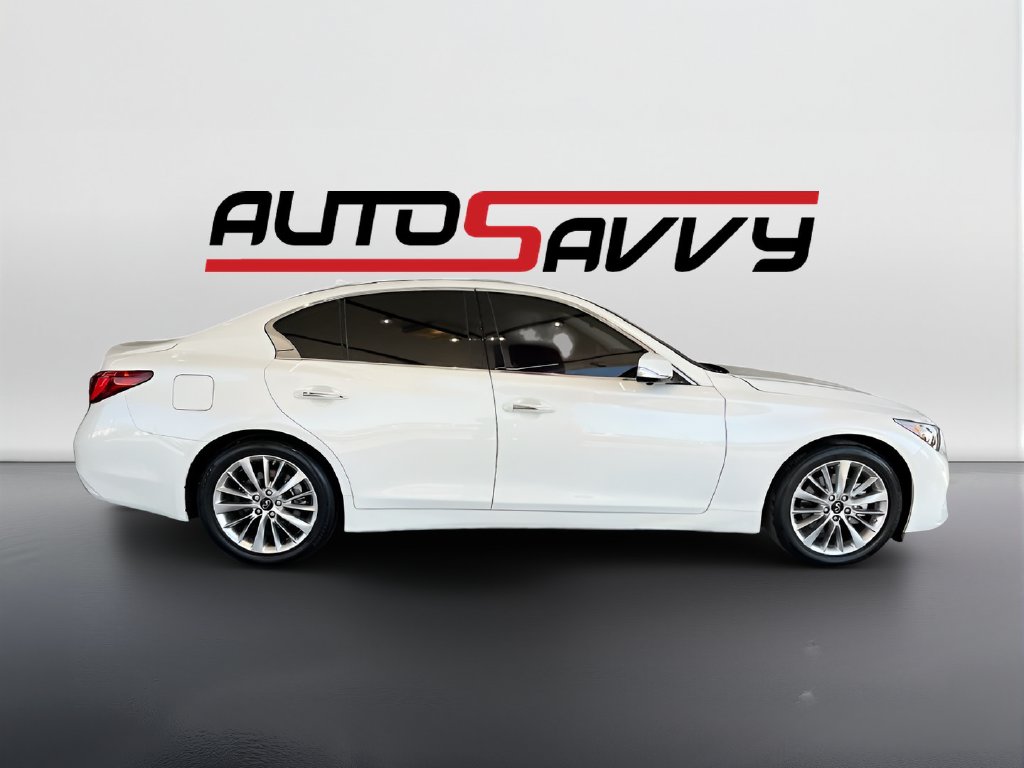 2024 Infiniti Q50 photo 8 of 32