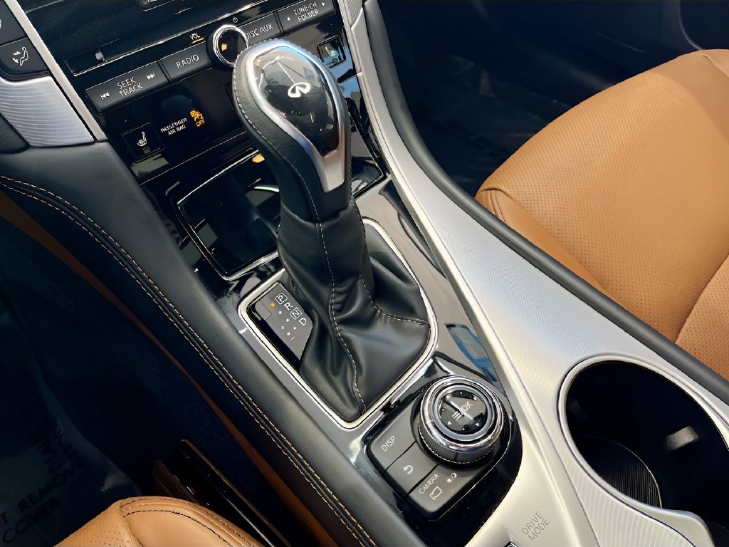 2024 Infiniti Q50 photo 16 of 32