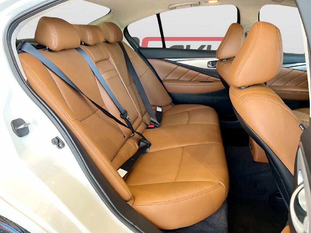 2024 Infiniti Q50 photo 27 of 32