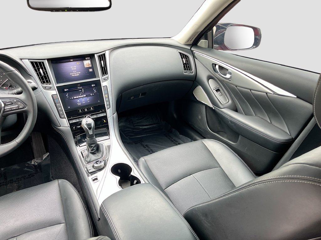 2023 Infiniti Q50 photo 24 of 33