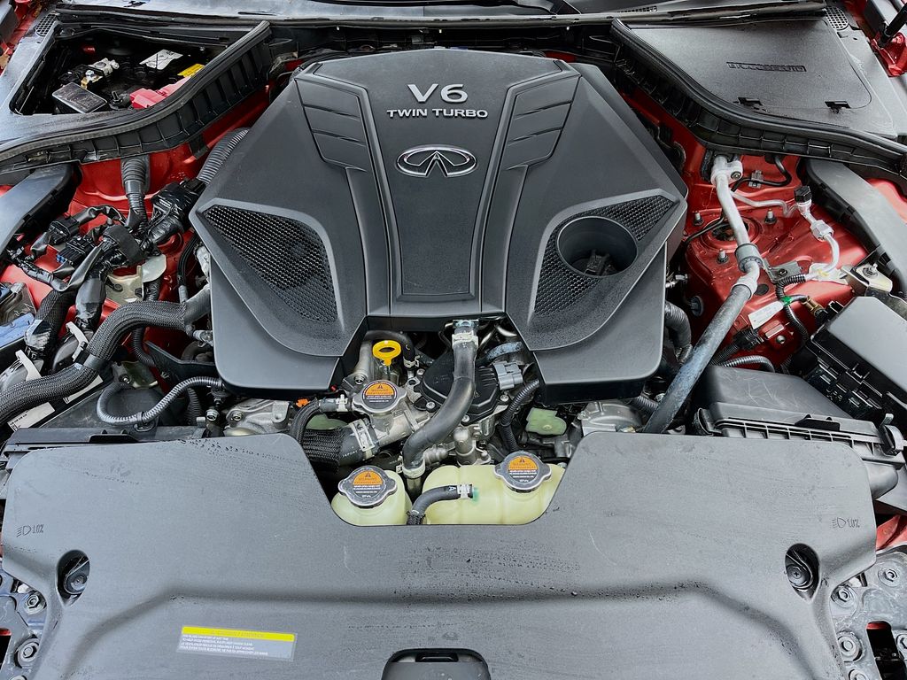 2023 Infiniti Q50 photo 31 of 33