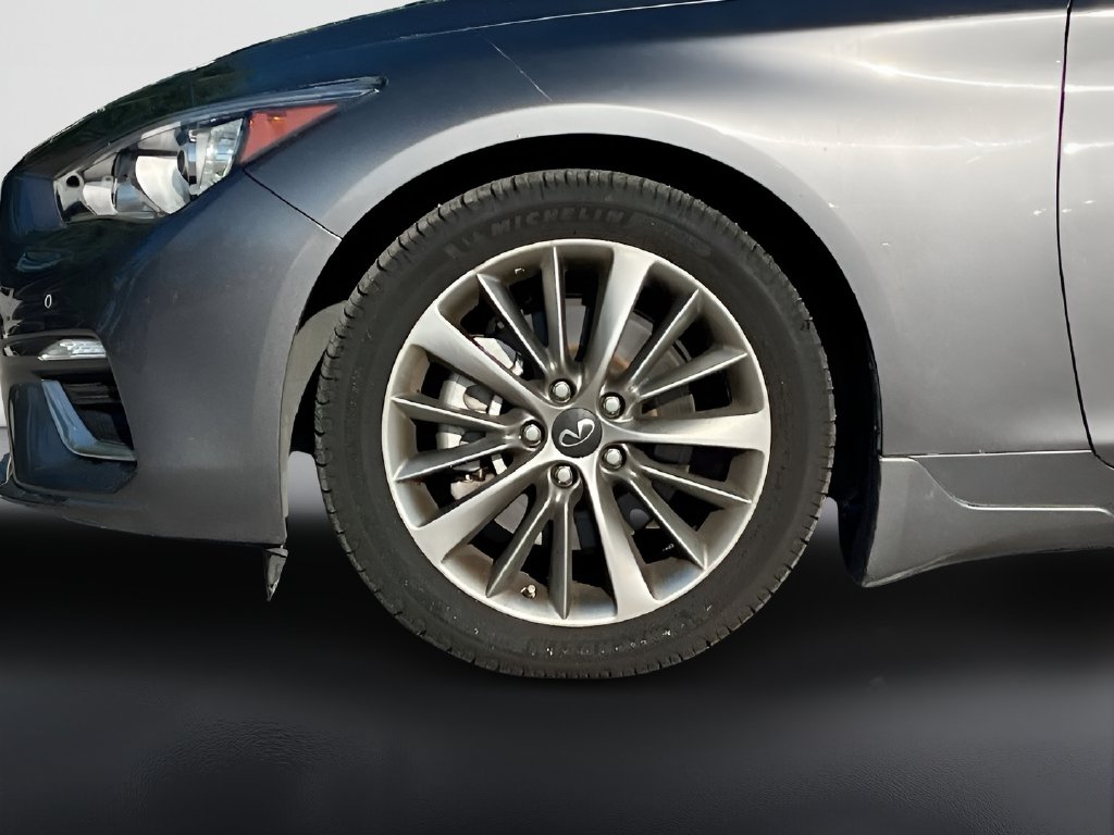 2024 Infiniti Q50 photo 32 of 33