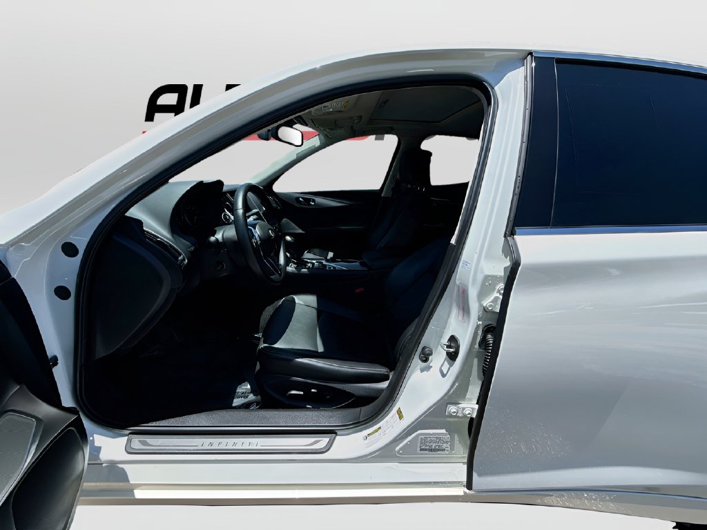 2023 Infiniti Q50 photo 21 of 33