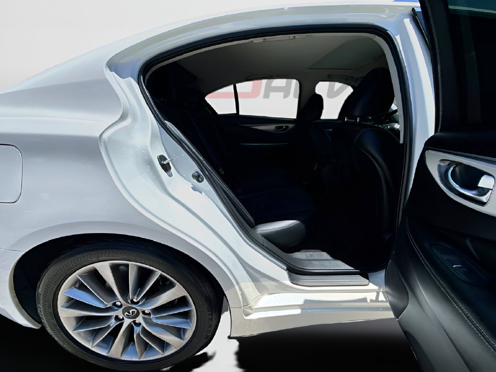 2023 Infiniti Q50 photo 28 of 33
