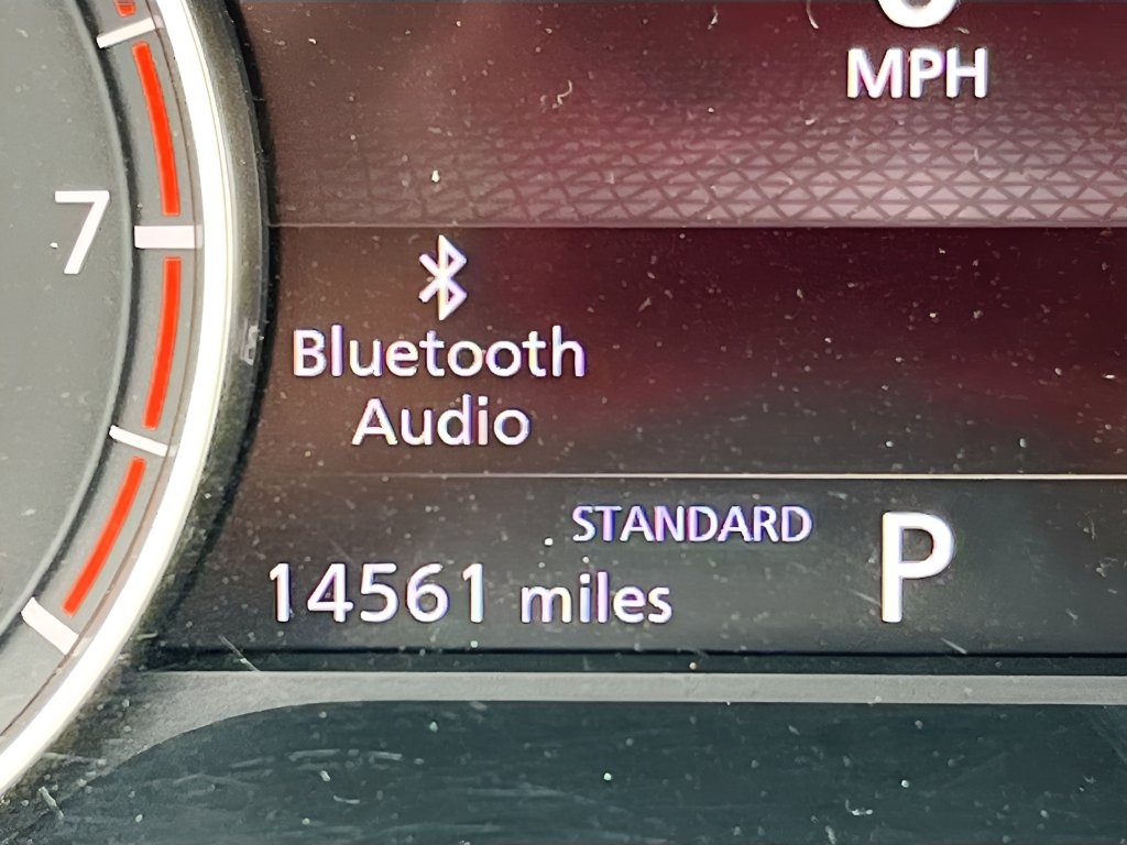 2023 Nissan Rogue photo 12 of 31