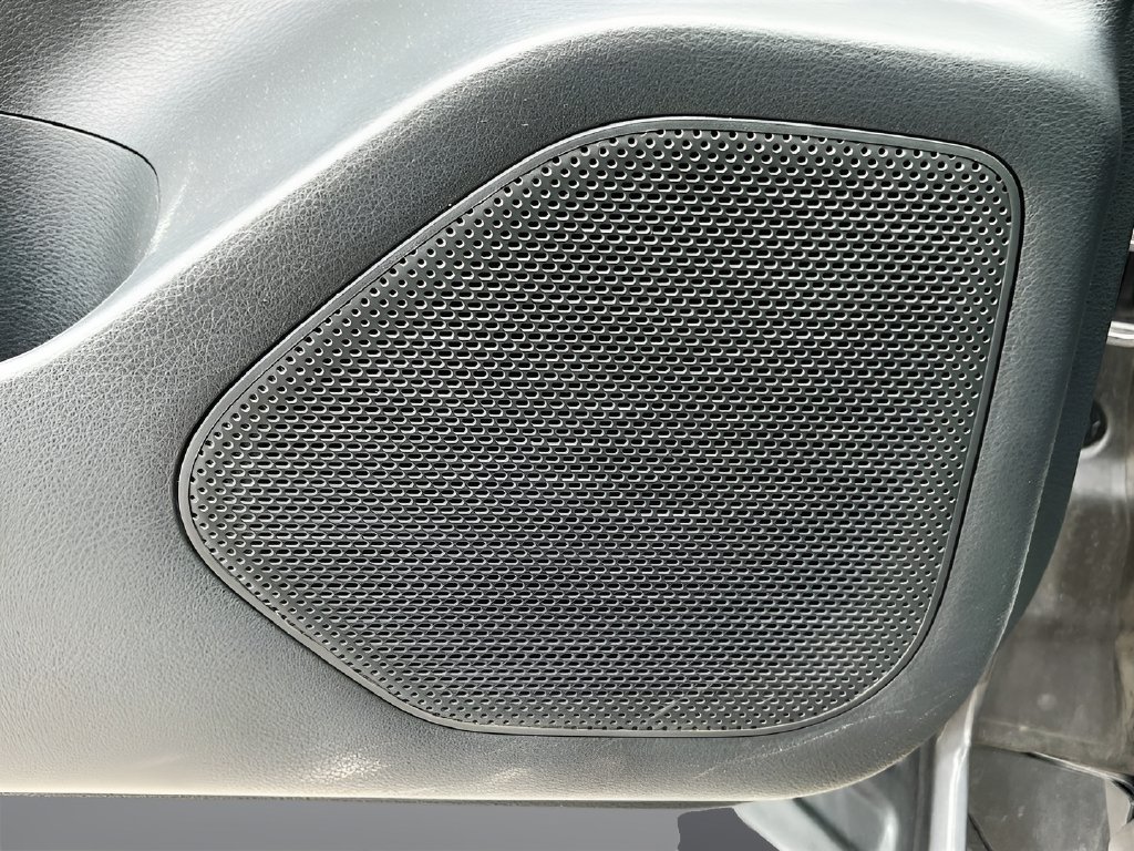2023 Nissan Rogue photo 18 of 31