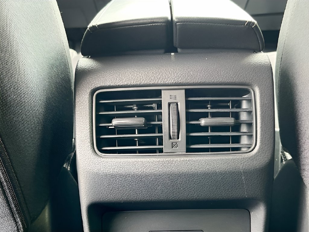 2023 Nissan Rogue photo 24 of 31