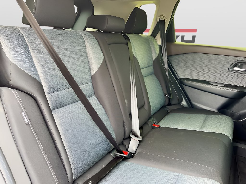 2023 Nissan Rogue photo 26 of 31