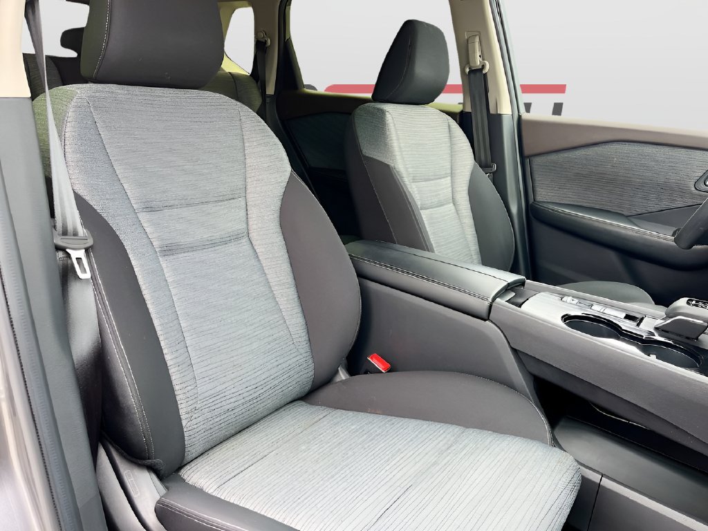 2023 Nissan Rogue photo 27 of 31