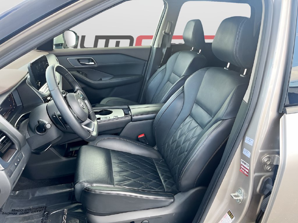 2023 Nissan Rogue photo 21 of 33