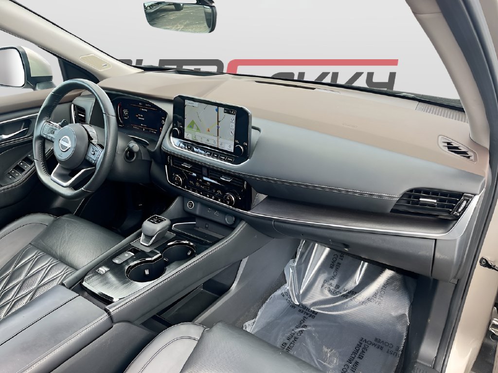 2023 Nissan Rogue photo 30 of 33
