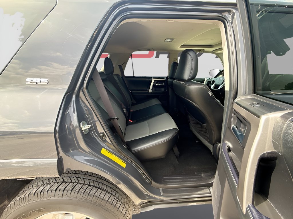 2024 Toyota 4Runner photo 28 of 33