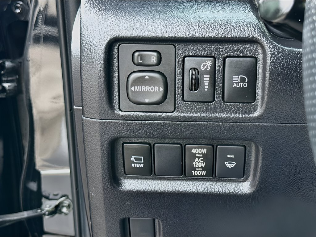 2024 Toyota 4Runner photo 10 of 34