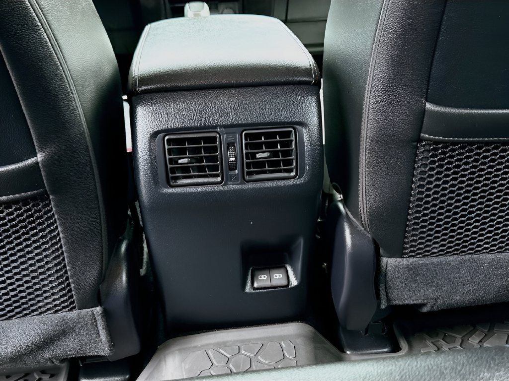 2024 Toyota 4Runner photo 27 of 34