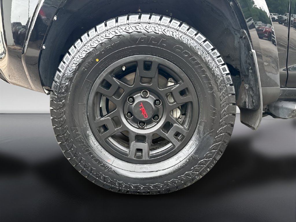 2024 Toyota 4Runner photo 33 of 34