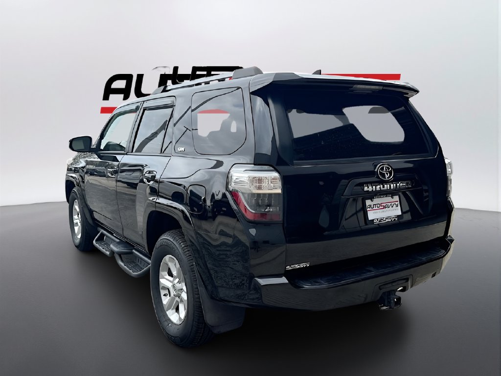 2019 Toyota 4Runner photo 5 of 32