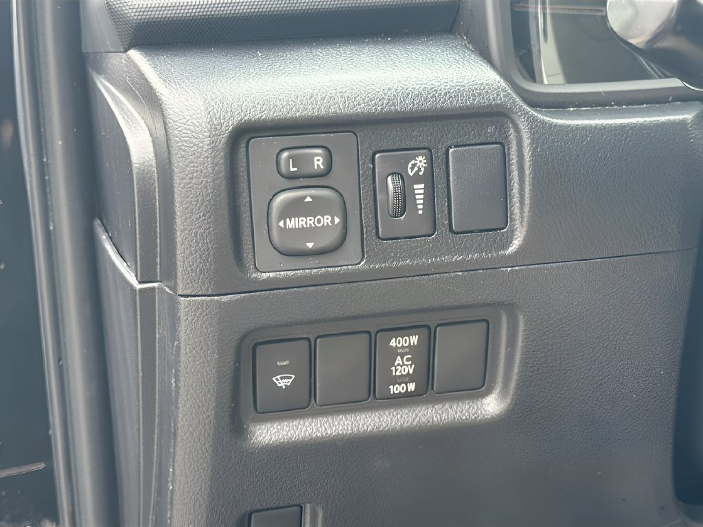2019 Toyota 4Runner photo 10 of 32