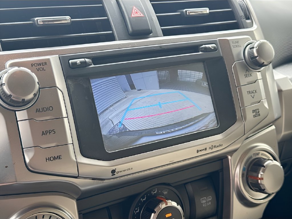 2019 Toyota 4Runner photo 13 of 32