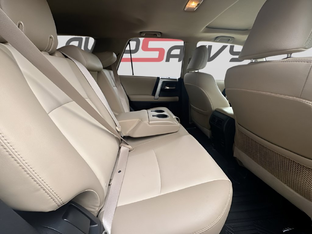 2019 Toyota 4Runner photo 27 of 32