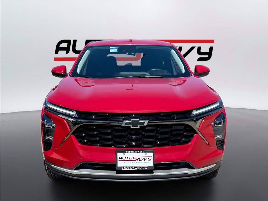 2026 Chevrolet Trax photo 2 of 29