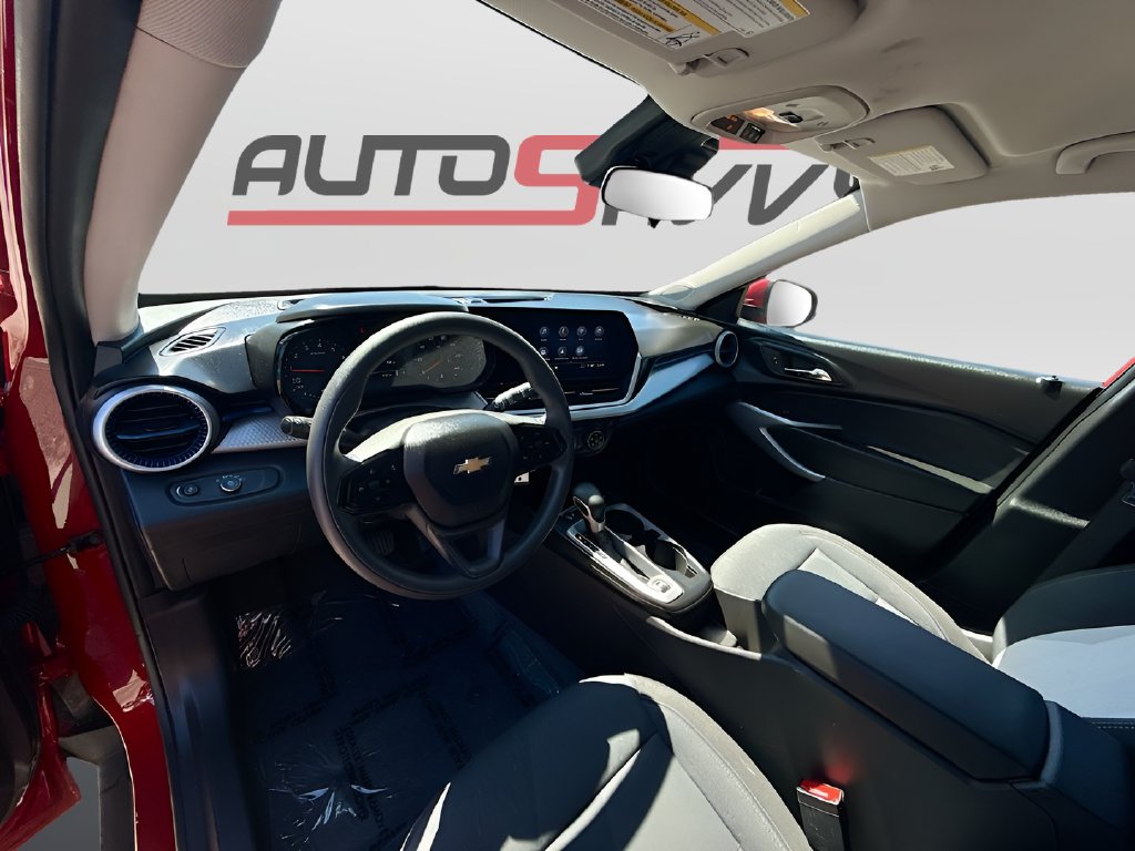 2026 Chevrolet Trax photo 9 of 29