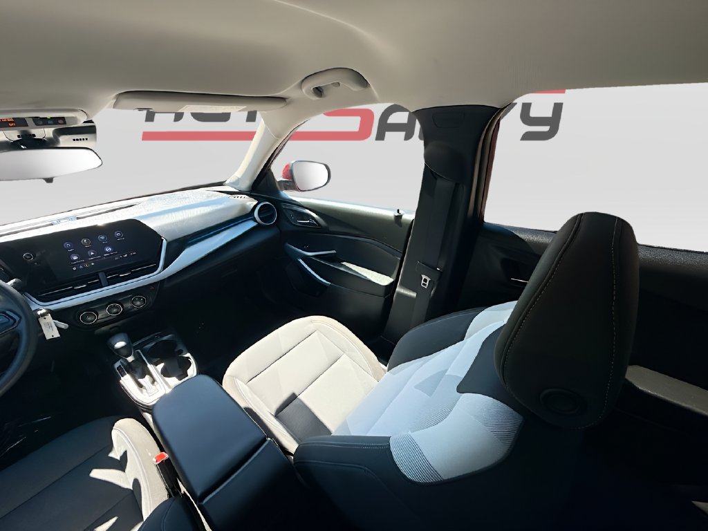 2026 Chevrolet Trax photo 21 of 29