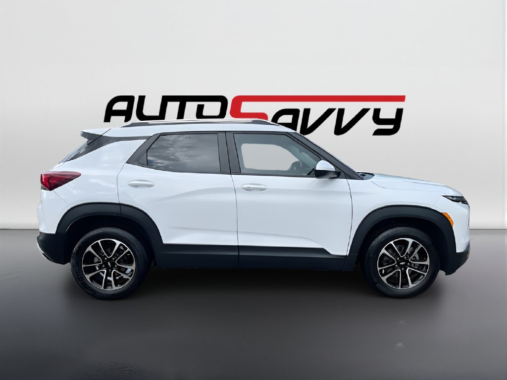 2025 Chevrolet TrailBlazer photo 8 of 30