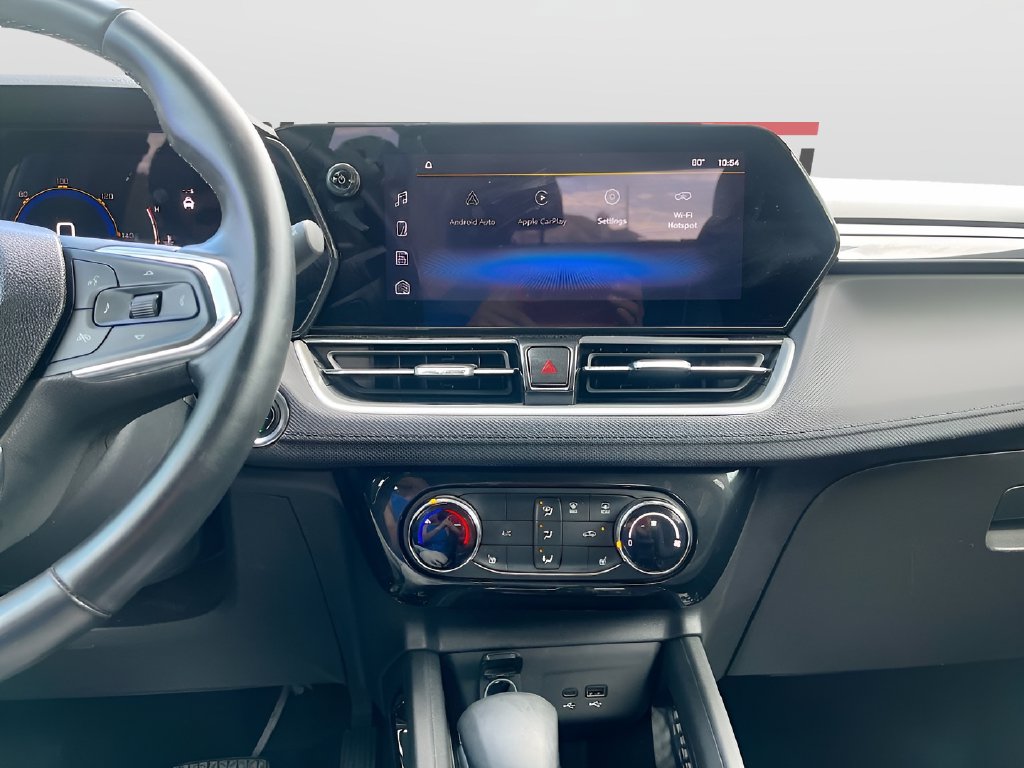 2025 Chevrolet TrailBlazer photo 15 of 30